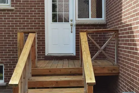 109 Brookside Road S
