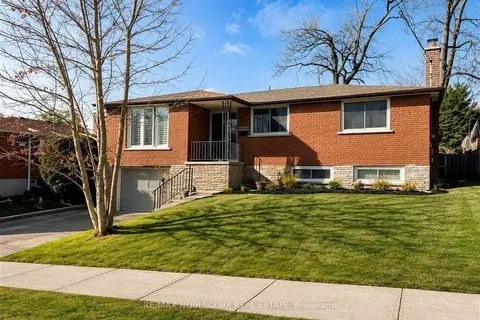166 Collings Avenue