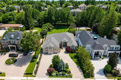 16 Boyle Drive