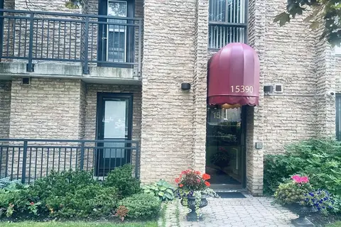 15390 Yonge Street 201