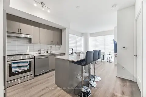 9000 Jane Street 1115
