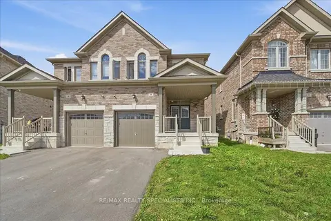 90 FERRAGINE Crescent