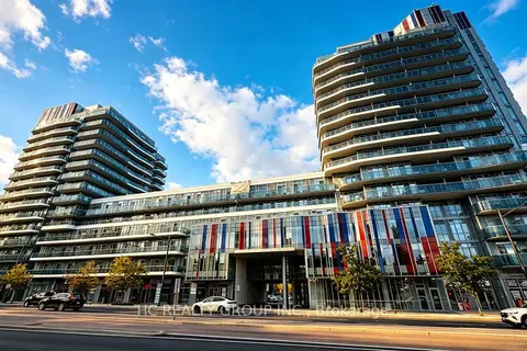 9471 Yonge Street 641