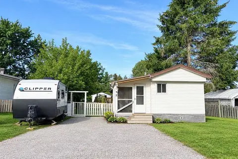 10 Shamrock Crescent