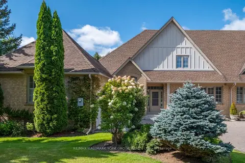 422 Falconwood Hollow