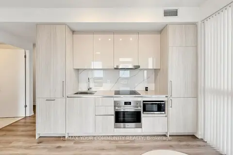 225 Commerce Street 1702