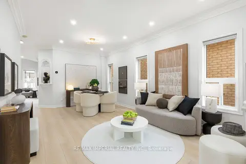 44 Hawkview Boulevard
