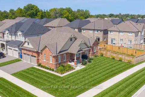 2 Cliff Thompson Court