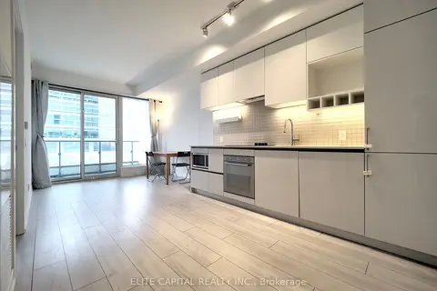 5 Buttermill Avenue 702