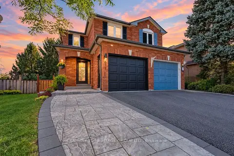 671 Walpole Crescent