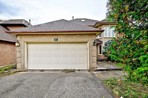 8 Elmsley Drive