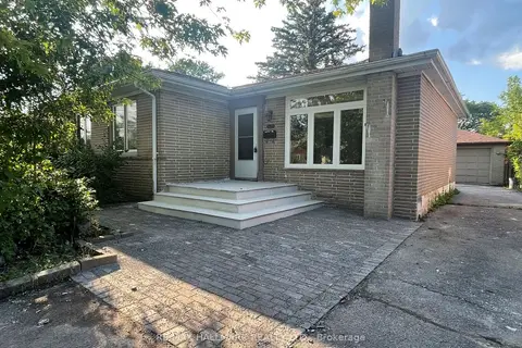 116 Cartier Crescent Main Floor