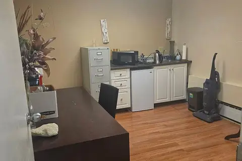 10211 Yonge Street 205