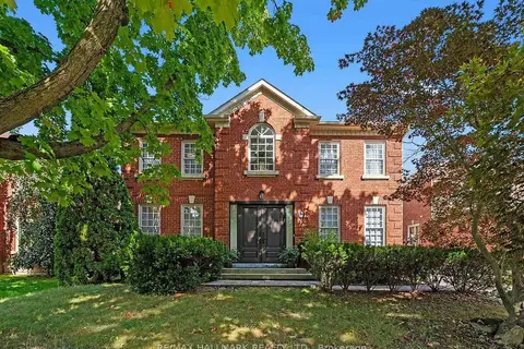 63 Willett Crescent