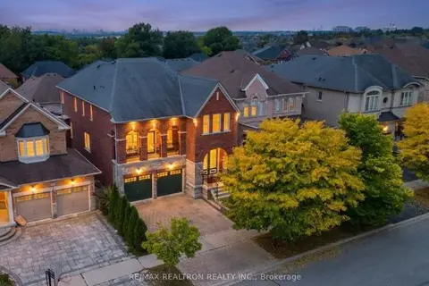66 Bush Ridges Avenue