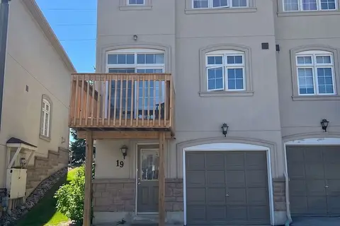 10 Post Oak Drive 19