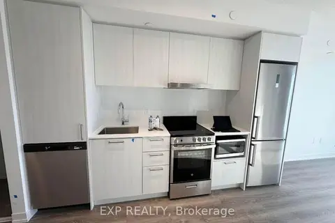 195 Commerce Street 3208
