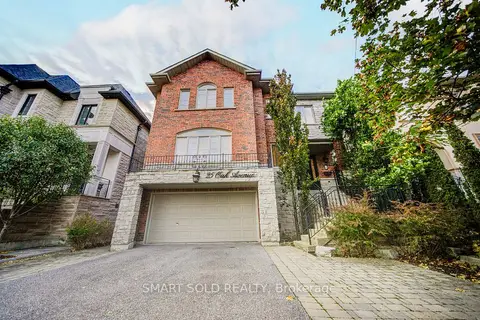 25 Oak Avenue