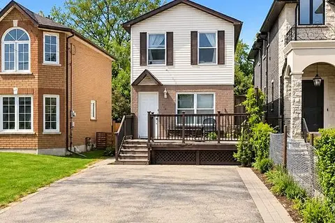 578 North Lake Road