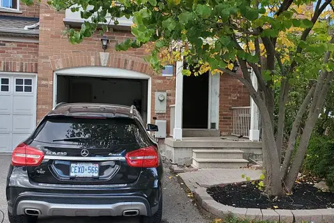 44 Grasslands Avenue