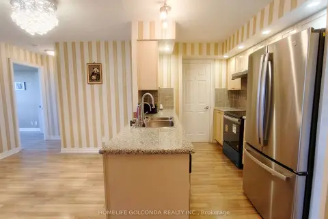 33 Cox Boulevard 720
