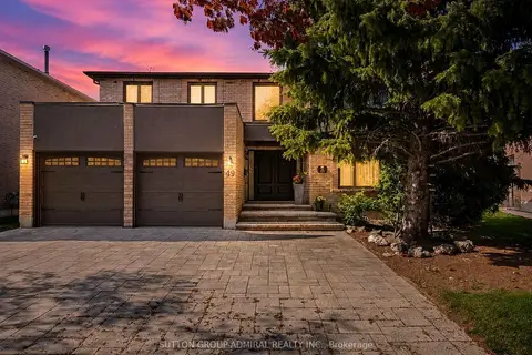 49 Miriam Crescent