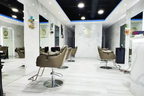 550 Highway 7 E 33
