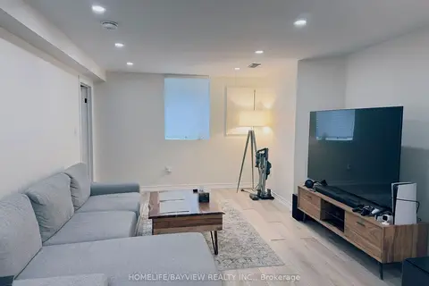 128 Adam Place Lower unit/Basement