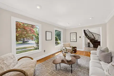 19 Tomlinson Circle