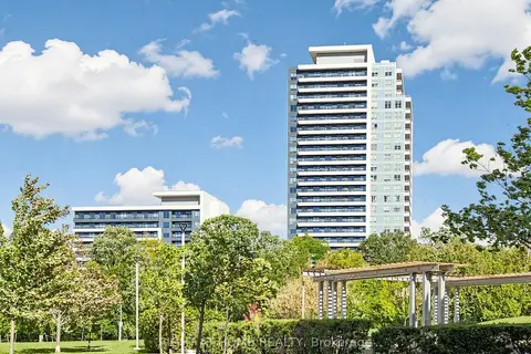 7890 Bathurst Street 2508
