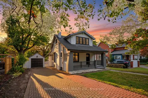20 Elizabeth Street S
