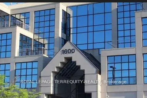 1600 Steeles Avenue W 231