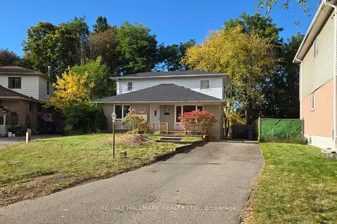 46 Collins Crescent