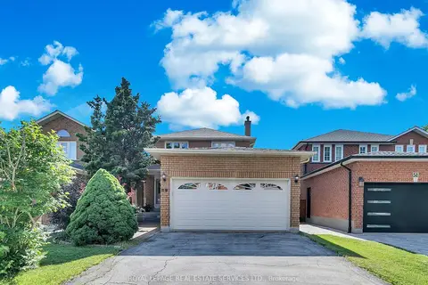 47 Velvet Crescent