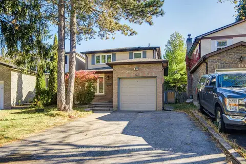102 Madsen Crescent