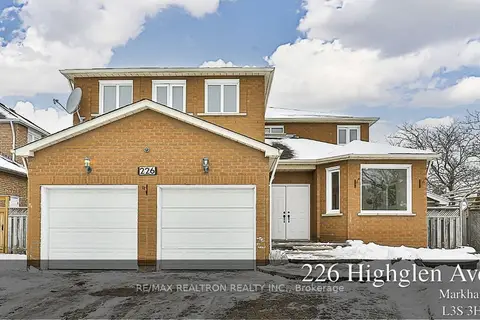 226 Highglen Avenue Bsmt-Room 1