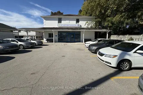 186 King Road Main Floor Only