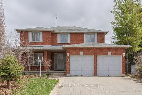 19 Western Skies Court