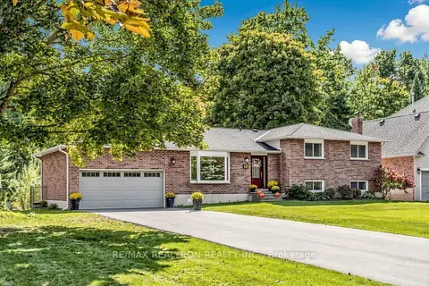 19 Amberglen Court