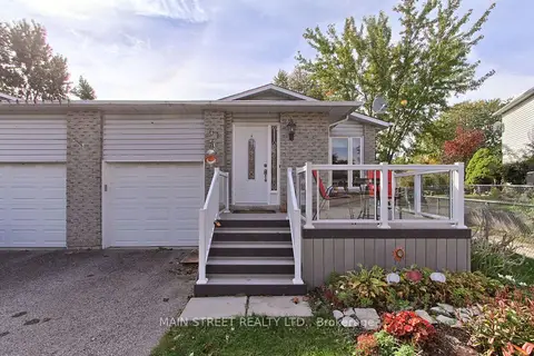 61 Hudson Crescent