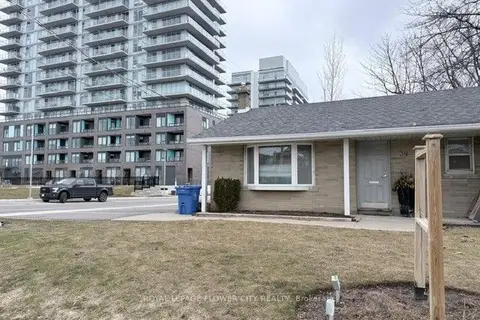 39 Parkside Drive