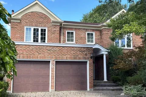6 Cowles Court