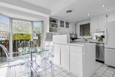 45 Mcclintock Crescent