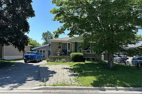 30 Collins Crescent Main