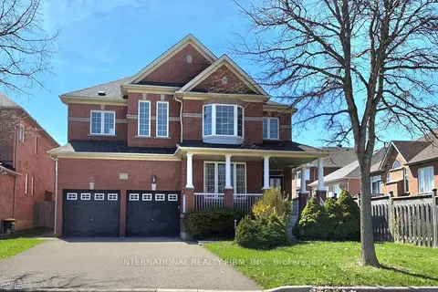 30 SE O'Hara Crescent