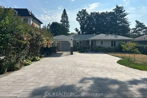 110 Robinson St Street One Bedroom Main Floor