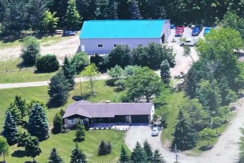 4749 E Aurora Road E