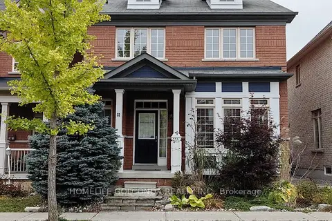 32 Cardrew Street