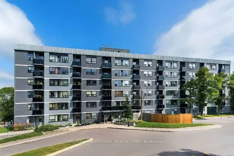 145 Wellington Street W 310