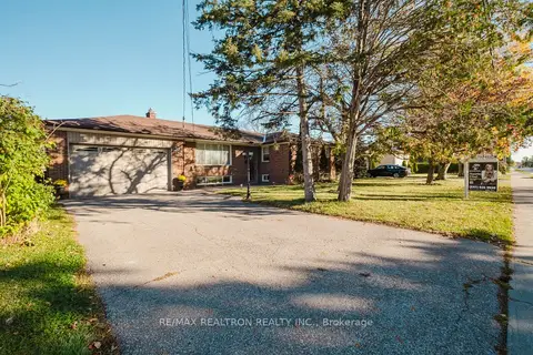 92 Bond Crescent